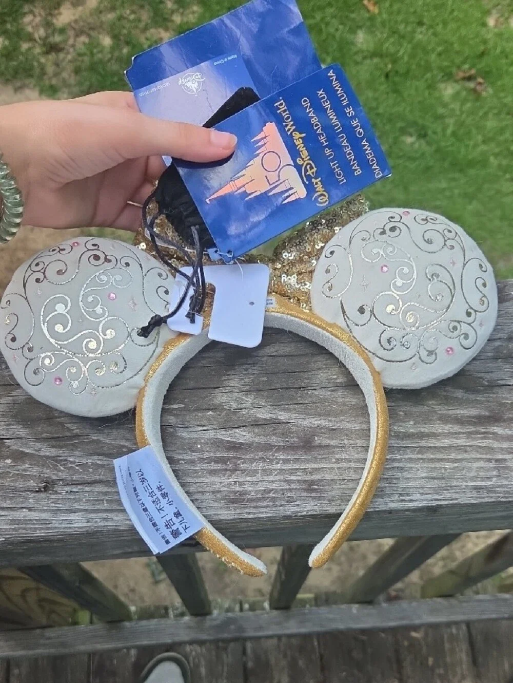 Walt Disney World 50th Anniversary Light-Up Minnie Mouse Ear Headband